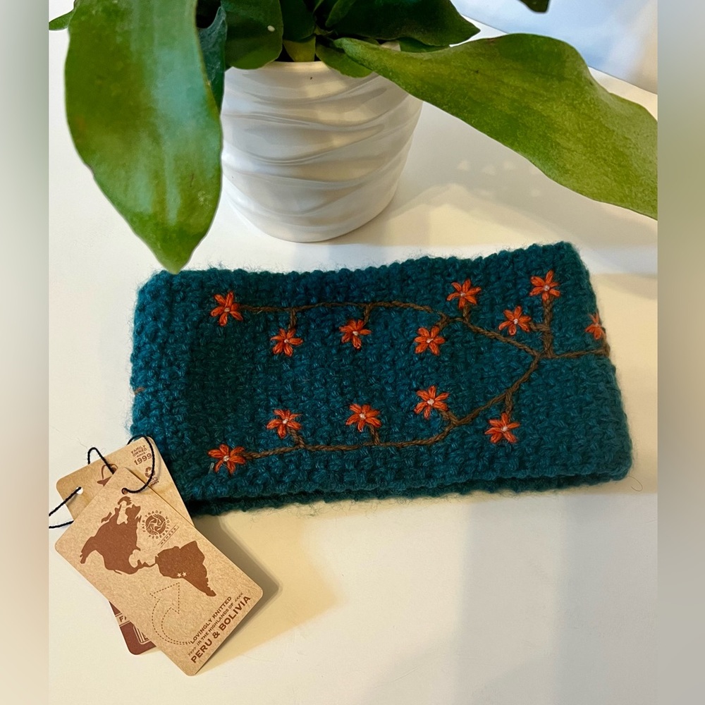 Andes Hand-Knitted Ear Warmers with embroidered flowers and soft fleece NWT